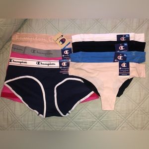 7 pair of Champion panties (XL)